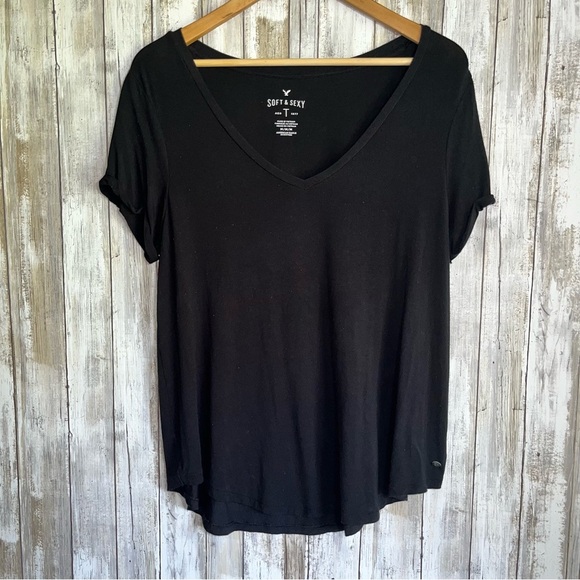 American Eagle Outfitters Tops - American Eagle Soft & Sexy Black Tee